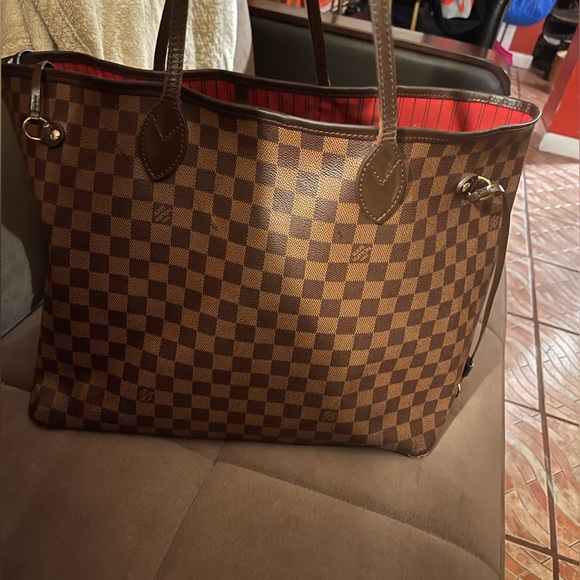 Louis Vuitton Handbags - Louis vuitton gm neverful